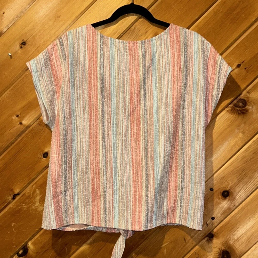 W5 multicolored striped textured tie front top - Picture 4 of 4